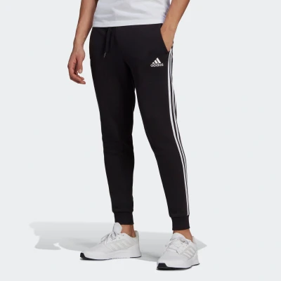 Abbildung von adidas Sportswear Sporthose &quot;ESSENTIALS FLEECE FITTED 3STREIFEN HOSE&quot;, (1 tlg.)