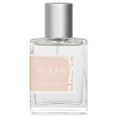 Abbildung von Clean Nordic Light Eau de Parfum 30 ml