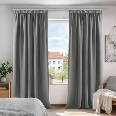 Abbildung von Deconovo Verdunkelungsvorhang Gardinen mit Kräuselband Blickdicht Vorhänge Wohnzimmer 2er Set, Vorhang Verdunkelung Kälteschutz Schlafzimmer Thermovorhang