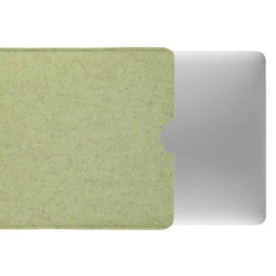 Abbildung von CoverKingz Filz Hülle für MacBook Pro 13&quot; (M1,M2)/Air (M1) Notebook Tasche handgefertigt aus Wollfilz hochwertige Laptophülle 100% Schurwolle Moderne Handmade Filzhülle Case Grün