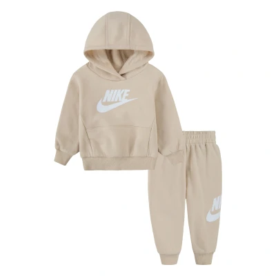 Abbildung von Nike Sportswear CLUB Unisex SET Sweatshirt für Kinder, Größe: 86/92, Sanddrift