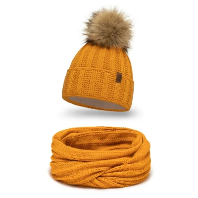 Abbildung von Vivisence KMPL SET Schal, Damen, Größe: One Size, Honey