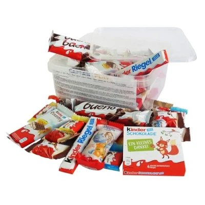 Abbildung von Süßigkeiten Mix Party Box mit Ferrero Kinder Spezialitäten, 1er Pack (1 x 730g)