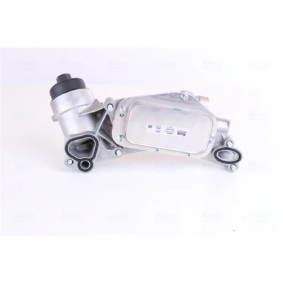 Abbildung von NISSENS 90930 Ölkühler mit Ölfiltergehäuse OPEL: Astra H Caravan, GTC, Zafira B, CHEVROLET: Cruze Limousine, Orlando, Kombi kfzteile,
