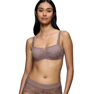 Abbildung von Triumph Bügel BH Body Make Up Illusion Lace Balconette Stretch Spitze