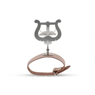 Abbildung von GEWA Marschnotenhalter Flöte Vernickelt Große Lyra 2 Drücker Einhandbedienung mit Lederarmband