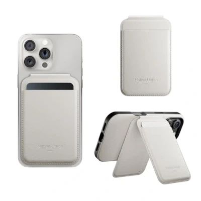 Abbildung von Native Union Active Wallet Stand MagSafe Kartenhalter für iPhone 16, 15, 14, 13, 12 Sicher &amp; Ultradünn 4 Karten Robust Recycelte Materialien (Sandstein)