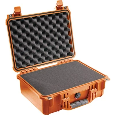 Abbildung von Peli 1450 Sturzfester Koffer für Empfindliches Equipment IP67 Wasser und Staubdicht 15L Volumen, Mit Schaumstoffeinlage (Anpassbar) Orange 000 150E Schaum/Orange M