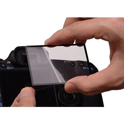Abbildung von Rollei Profi Displayschutz für Canon 100D (Touchscreen, Schwenkbildschirm, Kratzfest/bruchsicher/stoßfest)