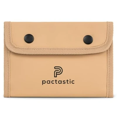 Abbildung von Pactastic Reisepass Geldbörse mit 6 Kartenfächern &amp; geschütztem Münzfach 100 g leichter Reisegeldbeutel für Pässe Bargeld aus wasserabweisendem veganem Tech Material 17,5 x 2,5 13 cm