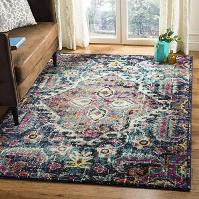 Abbildung von SAFAVIEH Boho Teppich für Wohnzimmer, Esszimmer, Schlafzimmer Monaco Collection, Kurzer Flor, Blau und Fuchsia, 122 X 170 cm