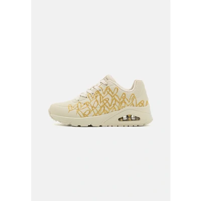 Abbildung von Skechers Damen Low Top Sneaker UNO GOLDEN Heart, Frauen Sneakers,straßenschuhe,Strassenschuhe,Sportschuhe,Freizeitschuhe,Beige NTGD,38.5 EU