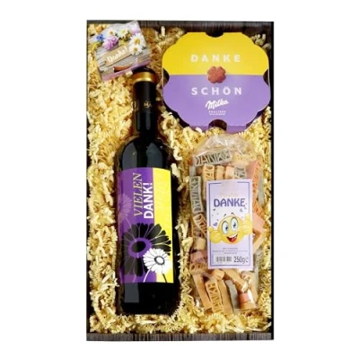 Abbildung von Bull &amp; Bear Wein Geschenkset `Danke&#039; Rotwein, Danke Nudeln Feinste Schokolade