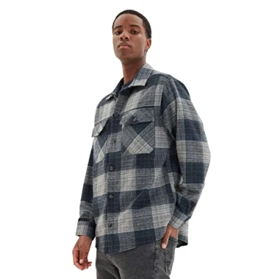 Abbildung von Trendyol Men&#039;s Herren Kariert/Karo Lange Ärmel Übergroß Hemden Shirt, Navy, M