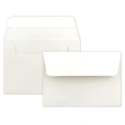 Abbildung von 50x Brief Umschläge B6 Naturweiss 12,5 x 17,5 cm Haftklebung 120 g/m² breite edle Verschluss Lasche hochwertige Einladungs