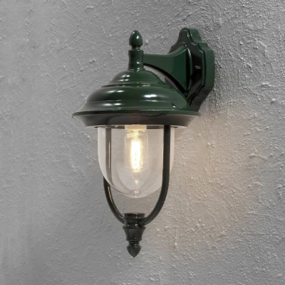 Abbildung von Konstsmide Parma 7222 600 Wandleuchte / B: 24cm T: 29cm H: 46cm 1x75W IP43 lackiertes Aluminium grün