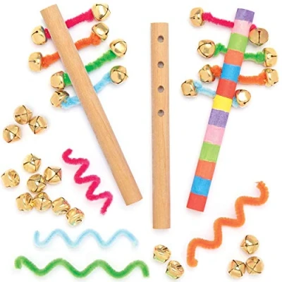 Abbildung von Baker Ross AT813 Bastelset Glöckchenstab aus Holz, 4 Stück, Holzhandwerk für Kinder zum Gestalten, Bemalen, Dekorieren und verwenden, Mittel