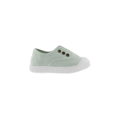 Abbildung von Sneakers Victoria Modell 06627 Farbe Grün