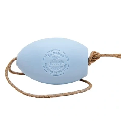Abbildung von La Maison du Savon de Marseille französische Seife an einem Seil natürliche und umweltfreundliche Handwäsche hergestellt mit Bio Arganöl Lotusblumen Duft 270 g Riegel