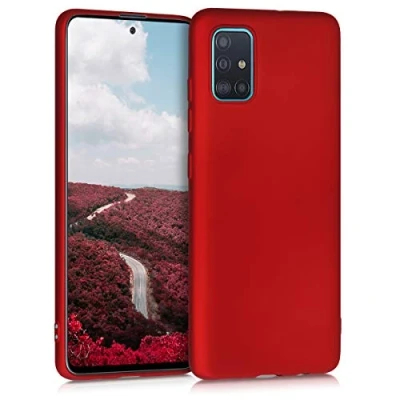 Abbildung von kwmobile Case kompatibel mit Samsung Galaxy A51 Hülle Schutzhülle aus Silikon metallisch schimmernd Handyhülle Metallic Dunkelrot