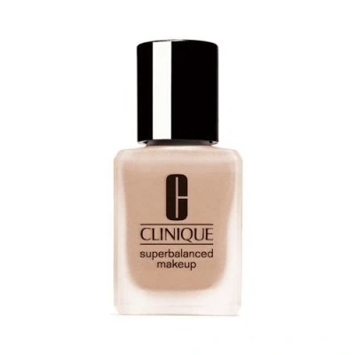 Abbildung von Clinique Superbalanced Make up 28 Light/CN34 Light 30 ml