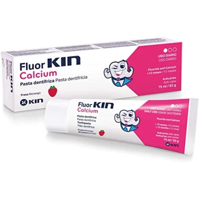 Abbildung von Fluor Kin Zahnpasta Erdbeere Geschmack Kinder 75ml Calcium und Fluorid