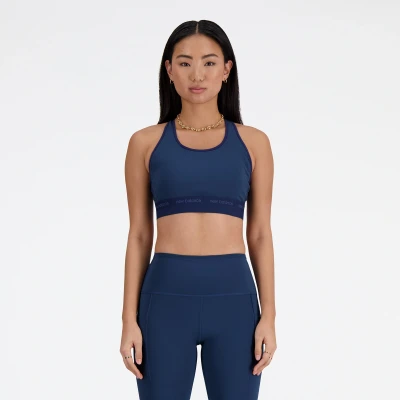 Abbildung von New Balance Medium Support Sleek PACE BRA Sportbh mit mittlerer Stützkraft, Damen, Größe: Medium, Navy
