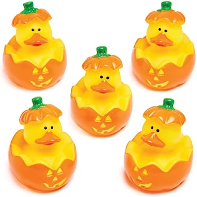 Abbildung von Baker Ross FX410 Mini Kürbis Badeenten 5 Stück, Halloween Gummiente Badespielzeug, Spielzeug für Kleine, Partytüten Füller und Badewannenspielzeug Kinder
