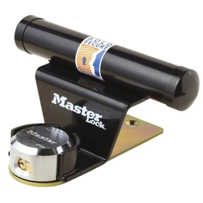 Abbildung von Master Lock 1488EURDAT Protektor für Garagentor mit Schlüsselschloss, schwarz, 13 cm x 27 22,5