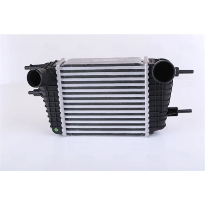 Abbildung von NISSENS 961116 Ladeluftkühler NISSAN: Note II Hatchback
