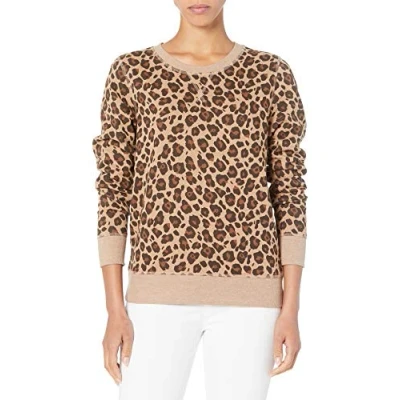 Abbildung von Amazon Essentials Damen Fleece Sweatshirt mit Rundhalsausschnitt (in Übergröße erhältlich), Kamelbraun Leopardenmuster, XXL