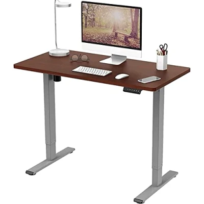 Abbildung von FLEXISPOT EF1 140x80cm Elektrisch Höhenverstellbarer Schreibtisch Schnelle Montage, Memory Handsteuerung Sitz Stehpult für Büro &amp; Home Office (Mahagoni, grau Gestell)