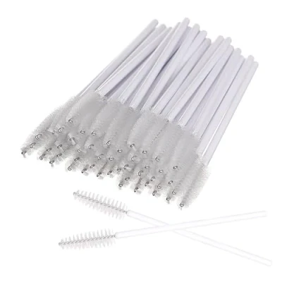 Abbildung von AIYONG 100 Stück Einweg Wimpernbürste, Wimpernbürstchen Wimpern Applikator Bürste für Mascara, Wimpernverlängerung,Einweg Wimpernbürste Augenbrauenbürstchen,Augen Make Up Tools (White)