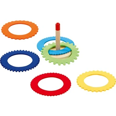 Abbildung von goki 56776 Ringwurfspiel mit 6 Filzringen tolles Familienspiel für In und Outdoor 3 unterschiedliche Schwierigkeitsgrade aus Lindenholz Filz Geschicklichkeitsspiel