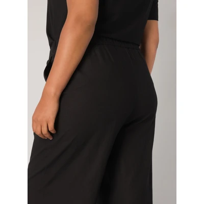 Abbildung von Base Level Curvy Leinenhose &quot;Yula&quot;