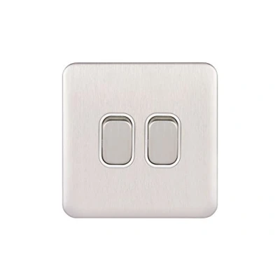 Abbildung von Schneider Electric, schraubenlose Lisse Abdeckung, Doppel Lichtschalter, 10 AX, GGBL1022WSS, Edelstahl mit weißem Einsatz