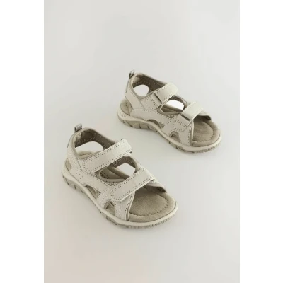 Abbildung von Next Regular FIT Trekkingsandale für Kinder, Größe: 21.5, Neutral Schuhe