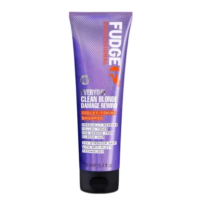 Abbildung von Fudge Everyday Clean Blonde Damage Rewind Shampoo 250 ml