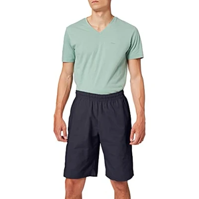 Abbildung von Trigema Herren 615095 Sportshorts, Blau (Navy 046), 64 (Herstellergröße: XXXL)