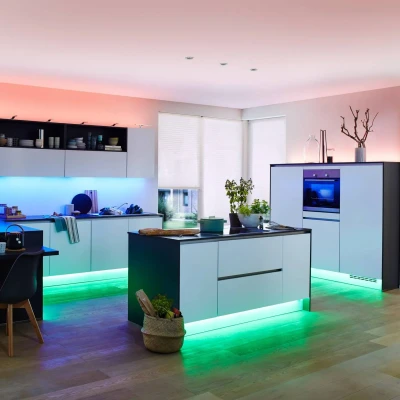 Abbildung von Paulmann 78884 LED Stripe MaxLED 500 Basisset Smart Home Zigbee IP44 3m incl. 1x23 W dimmbar RGBW Farbsteuerung Silber Kunststoff Lichtstreifen 3000 K