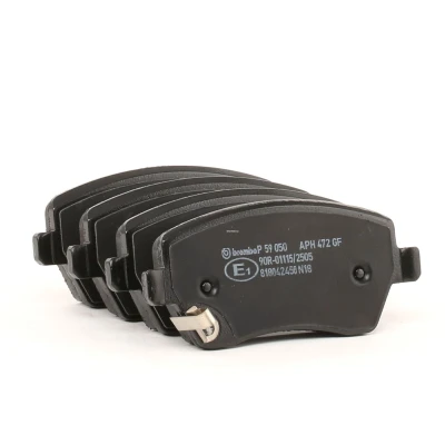 Abbildung von BREMBO P 59 050 Bremsbelagsatz mit akustischer Verschleißwarnung Bremssattelschrauben ohne Zubehör SUZUKI: Splash, SWIFT 3, OPEL: Agila B