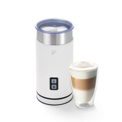 Abbildung von Tchibo elektrischer Milchaufschäumer, 130ml Fassungsvermögen, aus rostfreiem Edelstahl, Antihaftbeschichtung, warmer und kalter Milchschaum, für Latte Macchiato, Cappuccino Kakao (Weiß)
