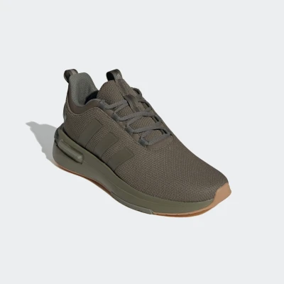 Abbildung von adidas Sportswear RACER TR23 Sneaker Design auf den Spuren des NMD