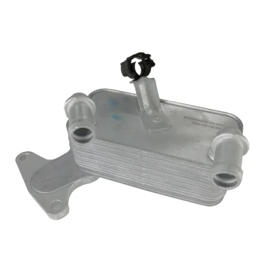 Abbildung von VEMO V15 60 6099 Ölkühler, Automatikgetriebe VOLKSWAGEN: Golf 7 Schrägheck