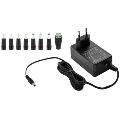 Abbildung von Poppstar Universal AC DC Netzteil, Steckernetzteil 12V 3A Netzteil (3000mA, 5,5/2,5mm Stromadapter mit 8er Hohlstecker Set, 150cm)
