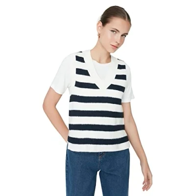 Abbildung von TRENDYOL Damen Striped Knitwear Sweater, Ecru, M EU