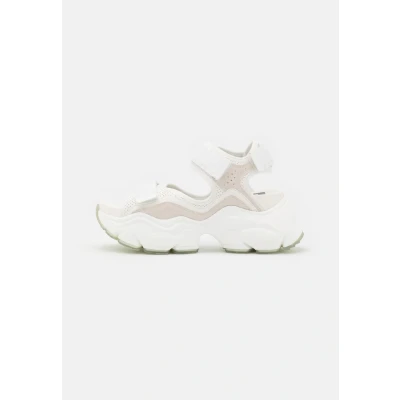 Abbildung von Buffalo Vegan Binary Plateausandalette, Damen, Größe: 38, White Schuhe