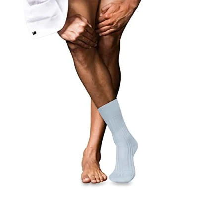 Abbildung von FALKE Herren No. 13 M SO feinste Piuma Baumwolle einfarbig 1 Paar Socken, Blau (Light Blue 6594), 39 40