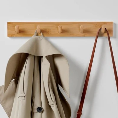 Abbildung von LARHN Garderobenhaken Holz Garderobenleiste mit 5 Haken 43 cm Kleiderhaken Wand Wandgarderobe für Flure, Garderoben, Schlafzimmer und Badezimmer
