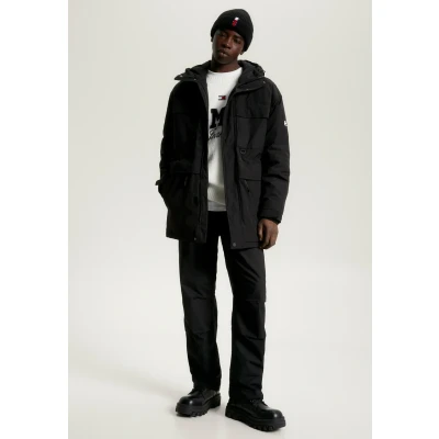 Abbildung von Tommy Jeans Hooded Padded Multi Pocket Wintermantel, Herren, Größe: Large, Black